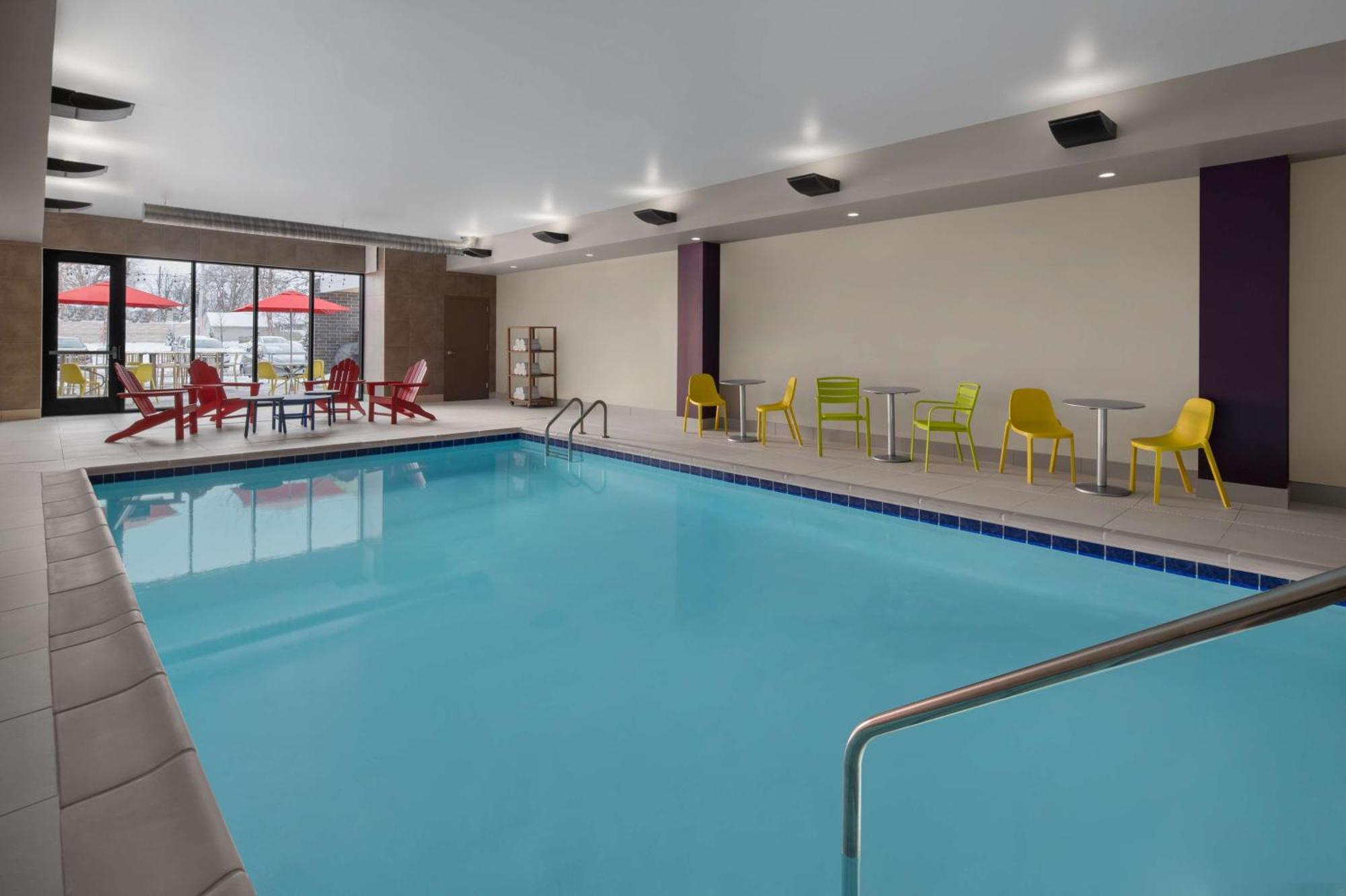 Home2 Suites By Hilton Des Moines At Drake University Exterior foto