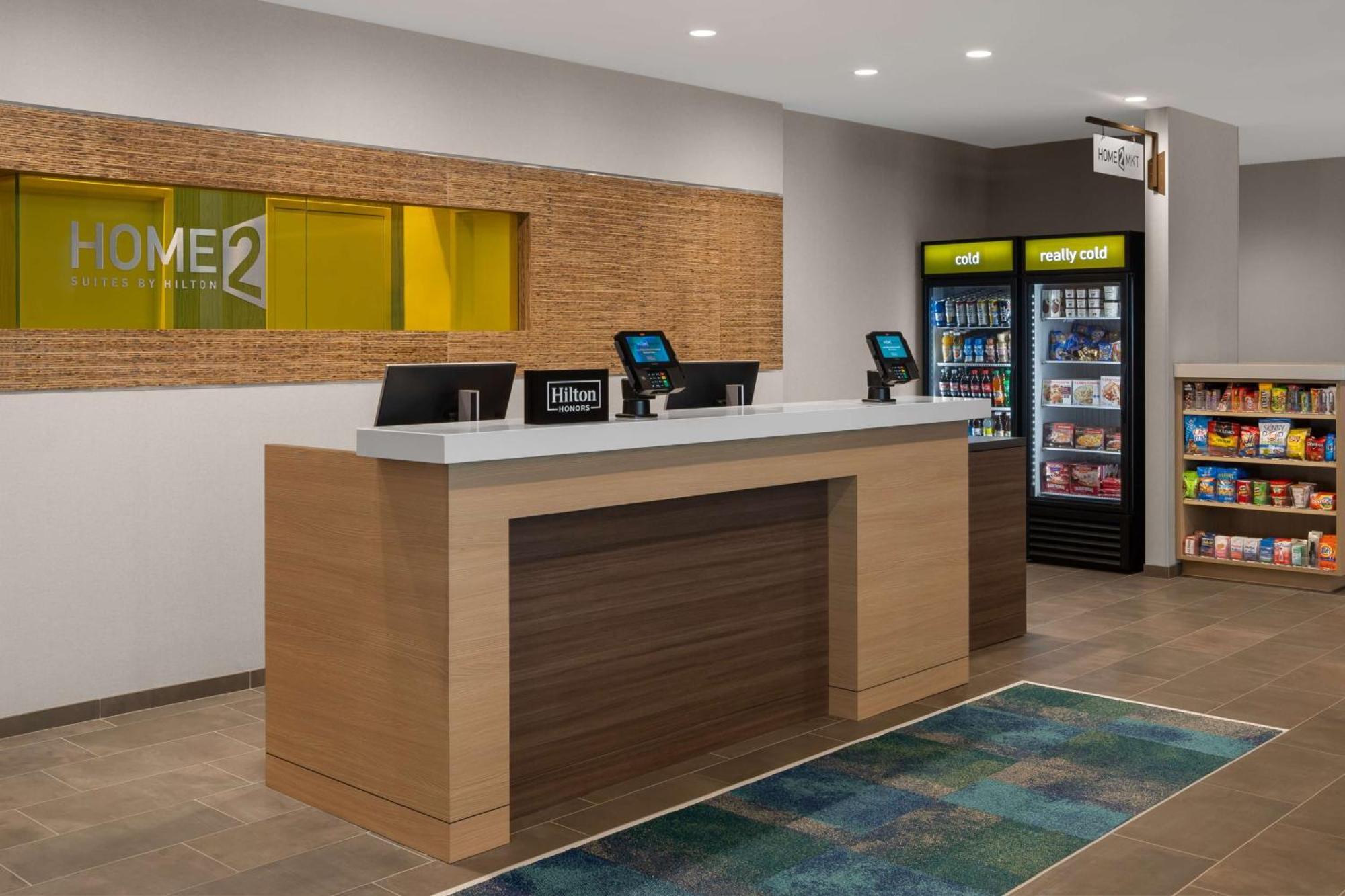 Home2 Suites By Hilton Des Moines At Drake University Exterior foto